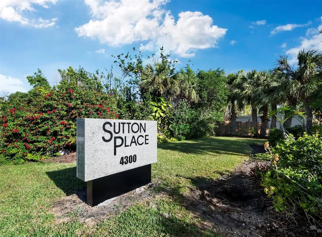 600 Sutton Place Longboat Key FL 34228