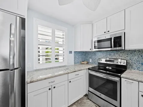 600 Sutton Place Longboat Key FL 34228