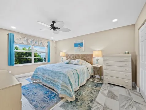600 Sutton Place Longboat Key FL 34228