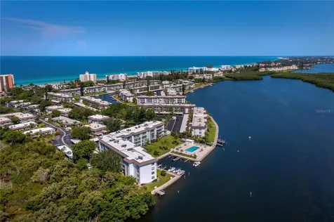 600 Sutton Place Longboat Key FL 34228