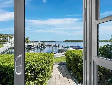 600 Sutton Place Longboat Key FL 34228