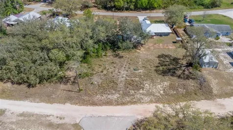 2556 N Johnson Road Avon Park FL 33825