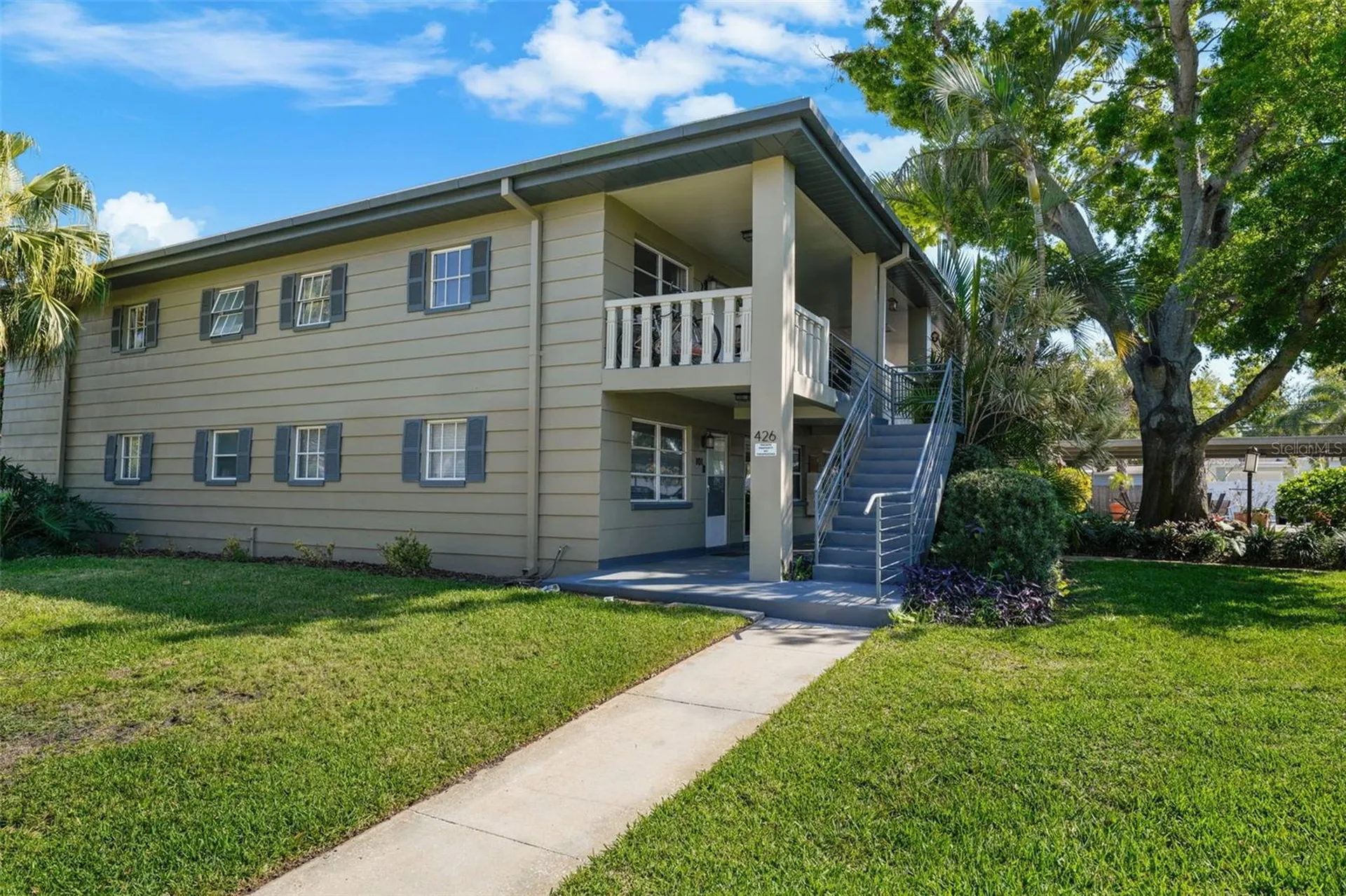 426 32nd Avenue N St Petersburg FL 33704