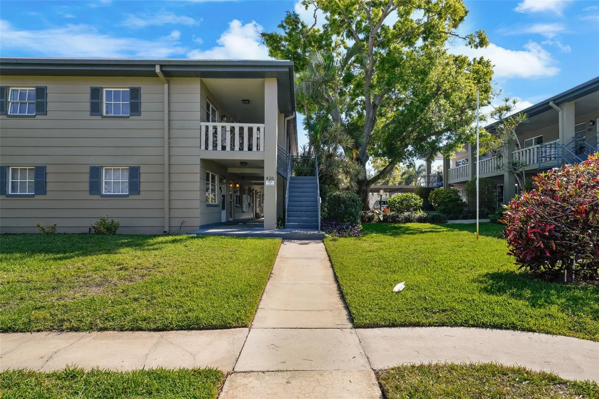 426 32nd Avenue N St Petersburg FL 33704