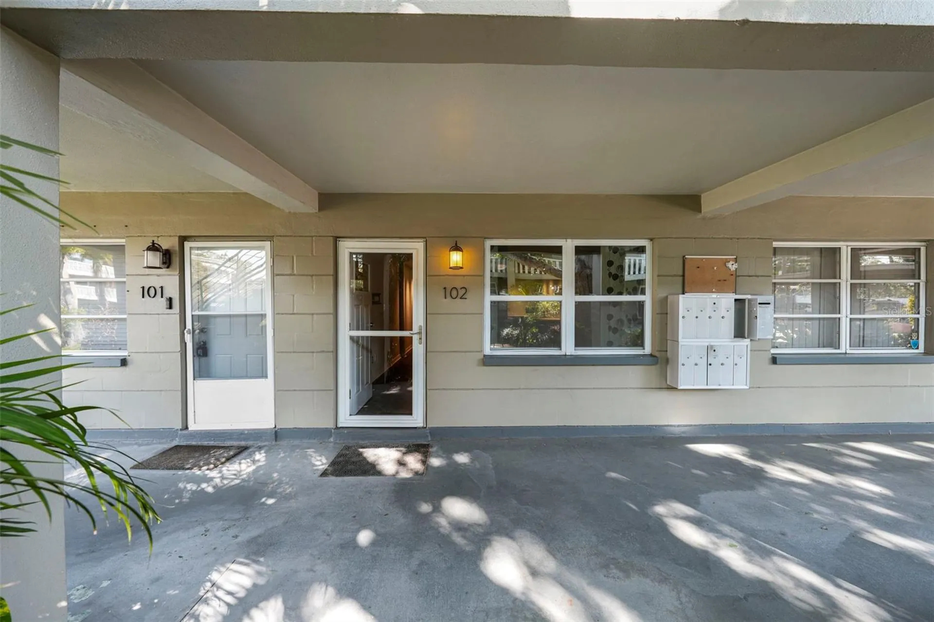 426 32nd Avenue N St Petersburg FL 33704
