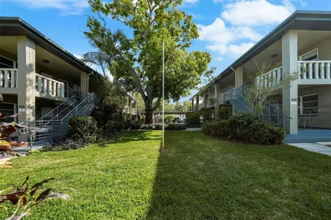 426 32nd Avenue N St Petersburg FL 33704