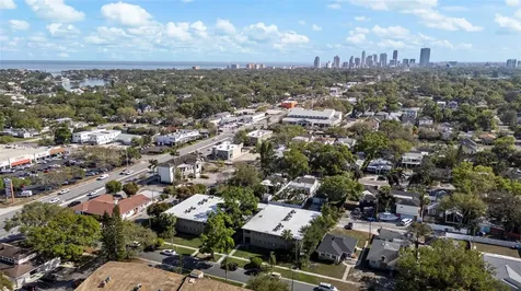 426 32nd Avenue N St Petersburg FL 33704