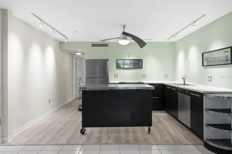 426 32nd Avenue N St Petersburg FL 33704