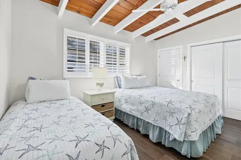 6006 Midnight Pass Road Sarasota FL 34242