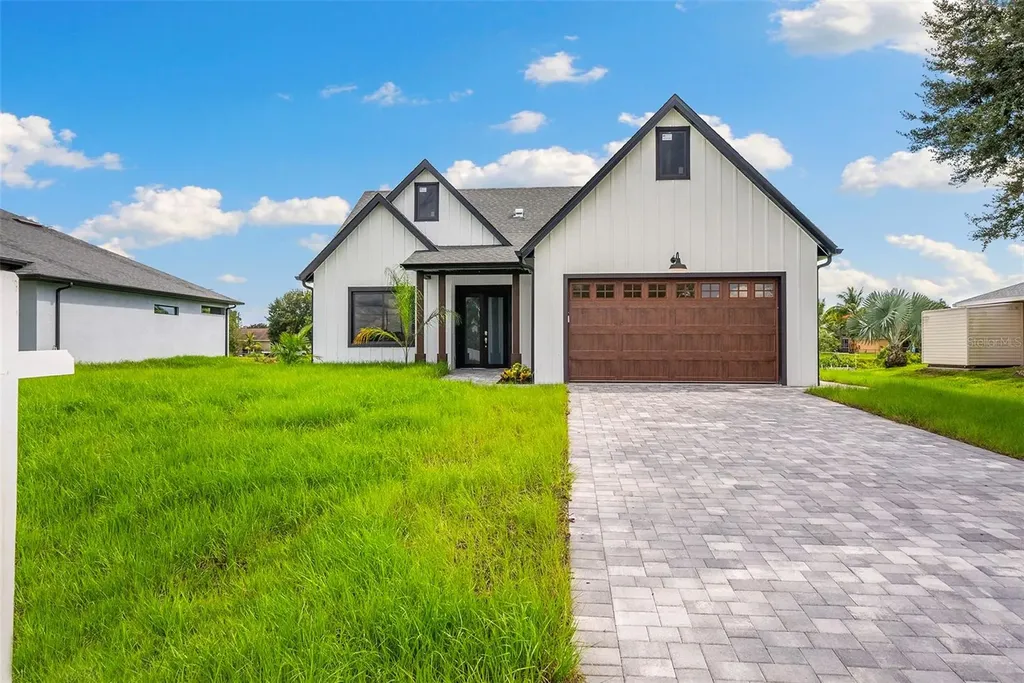 4308 3rd Street SW Lehigh Acres FL 33976