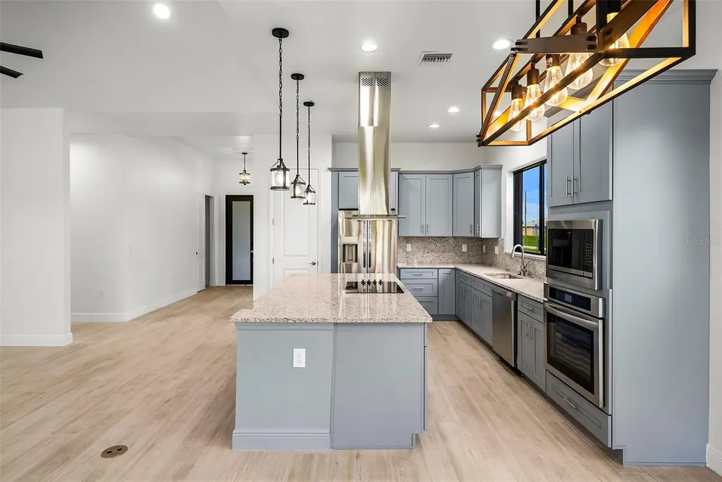 4308 3rd Street SW Lehigh Acres FL 33976