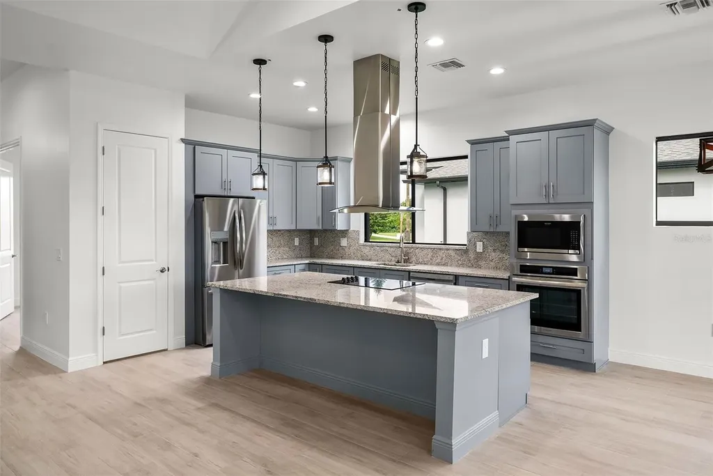 4308 3rd Street SW Lehigh Acres FL 33976