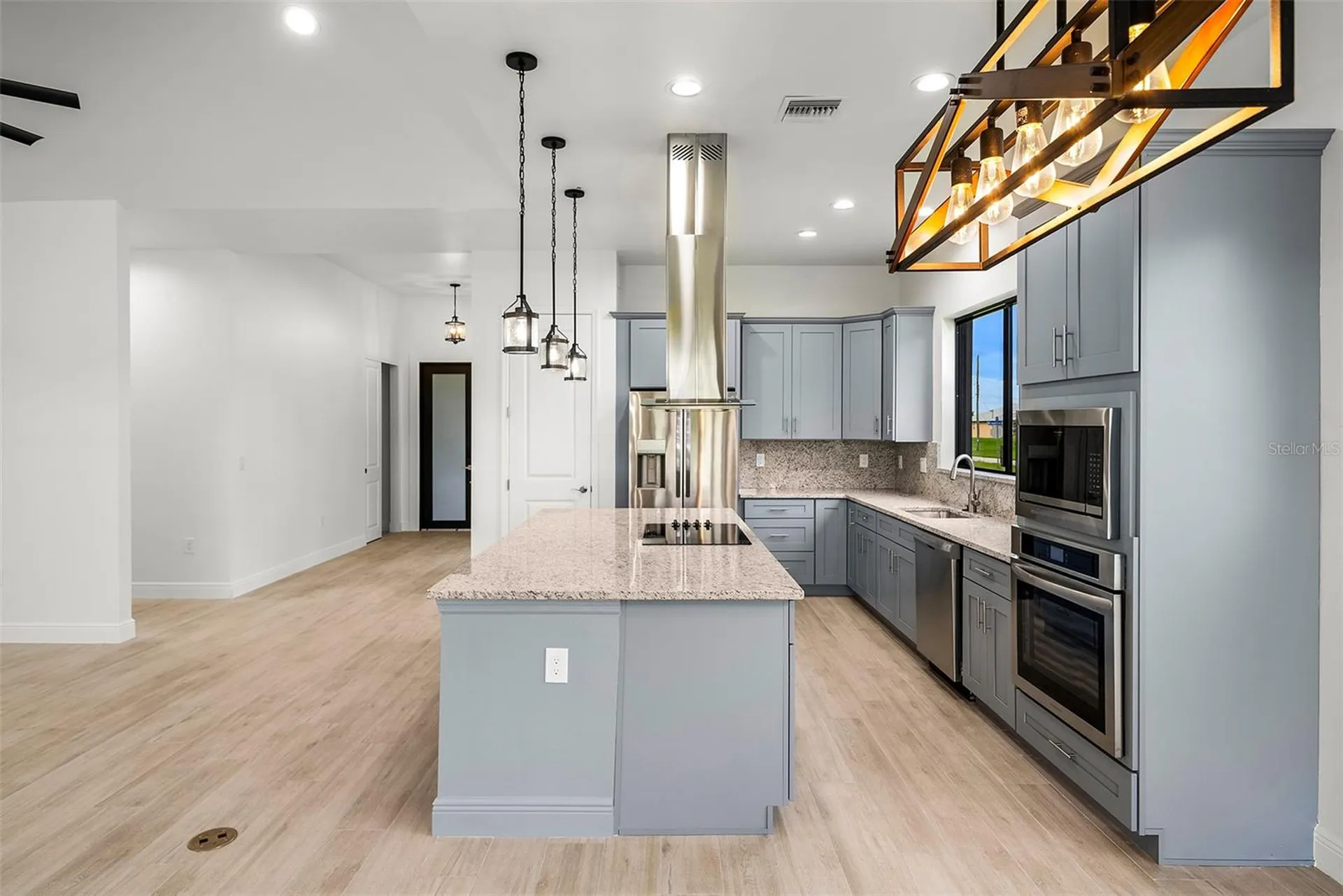 4308 3rd Street SW Lehigh Acres FL 33976