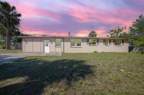 852 Derbyshire Road Daytona Beach FL 32117