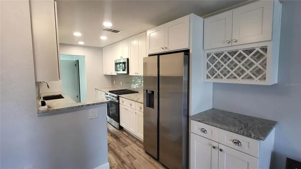 5725 80th Street N St Petersburg FL 33709
