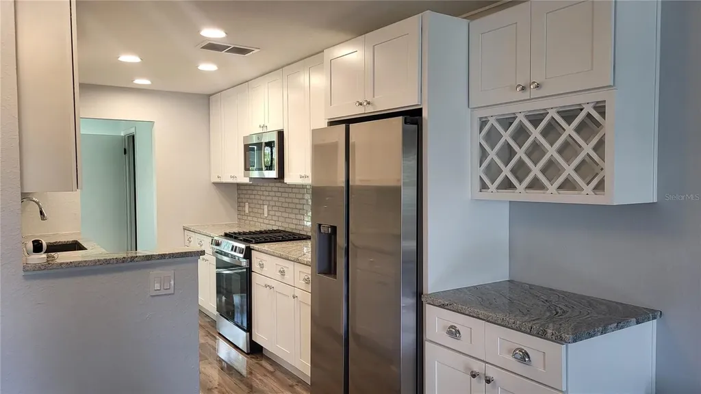 5725 80th Street N St Petersburg FL 33709