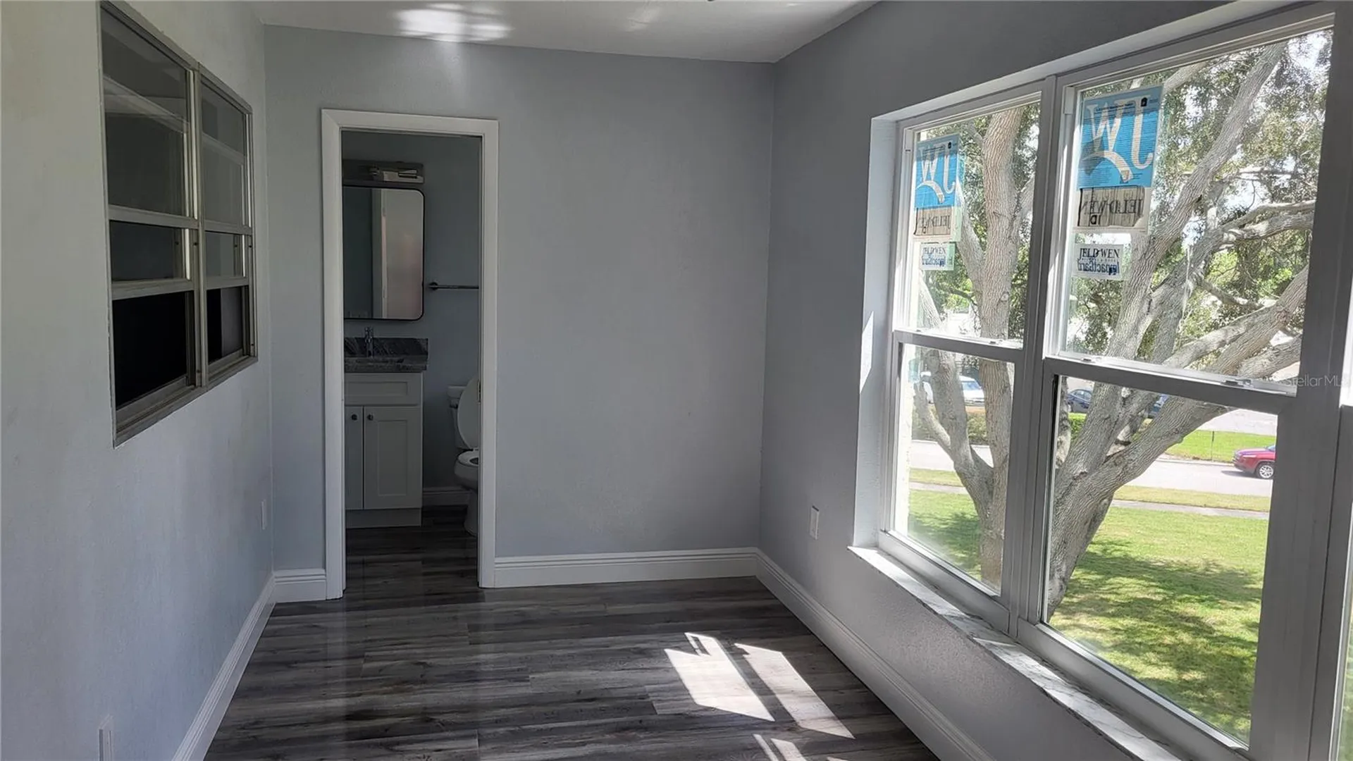 5725 80th Street N St Petersburg FL 33709