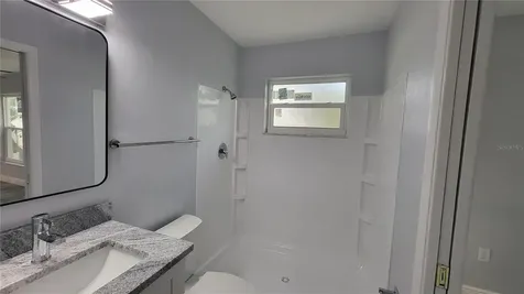 5725 80th Street N St Petersburg FL 33709