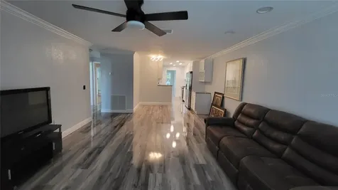 5725 80th Street N St Petersburg FL 33709