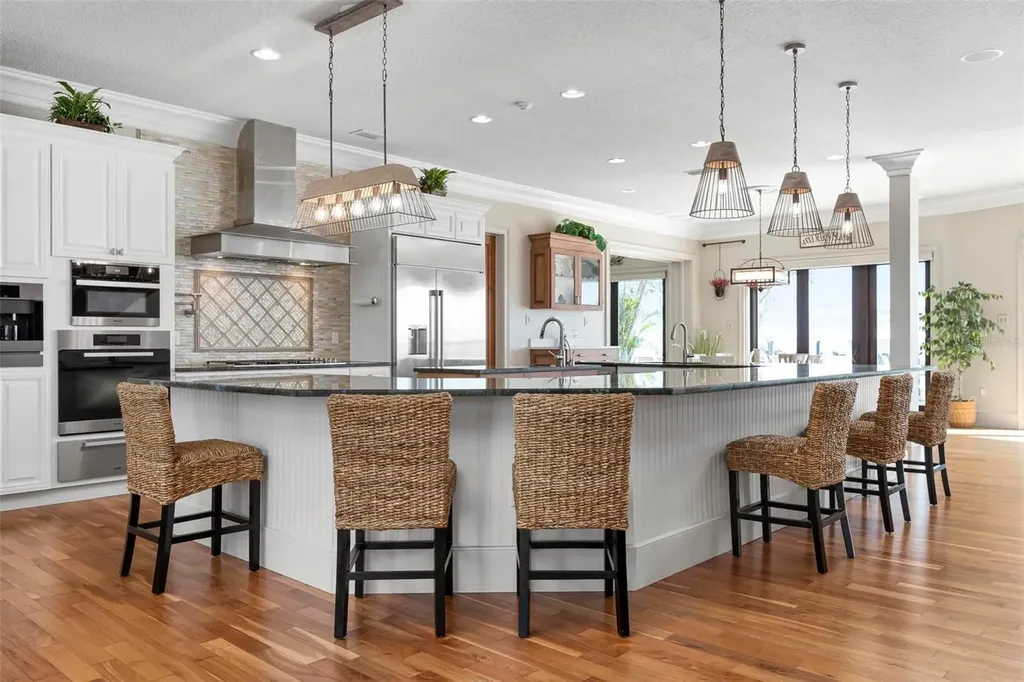 606 Crestwood Lane Holmes Beach FL 34217