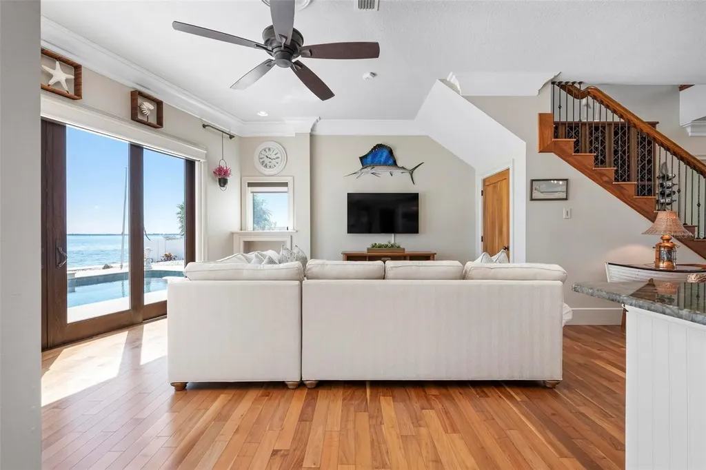 606 Crestwood Lane Holmes Beach FL 34217