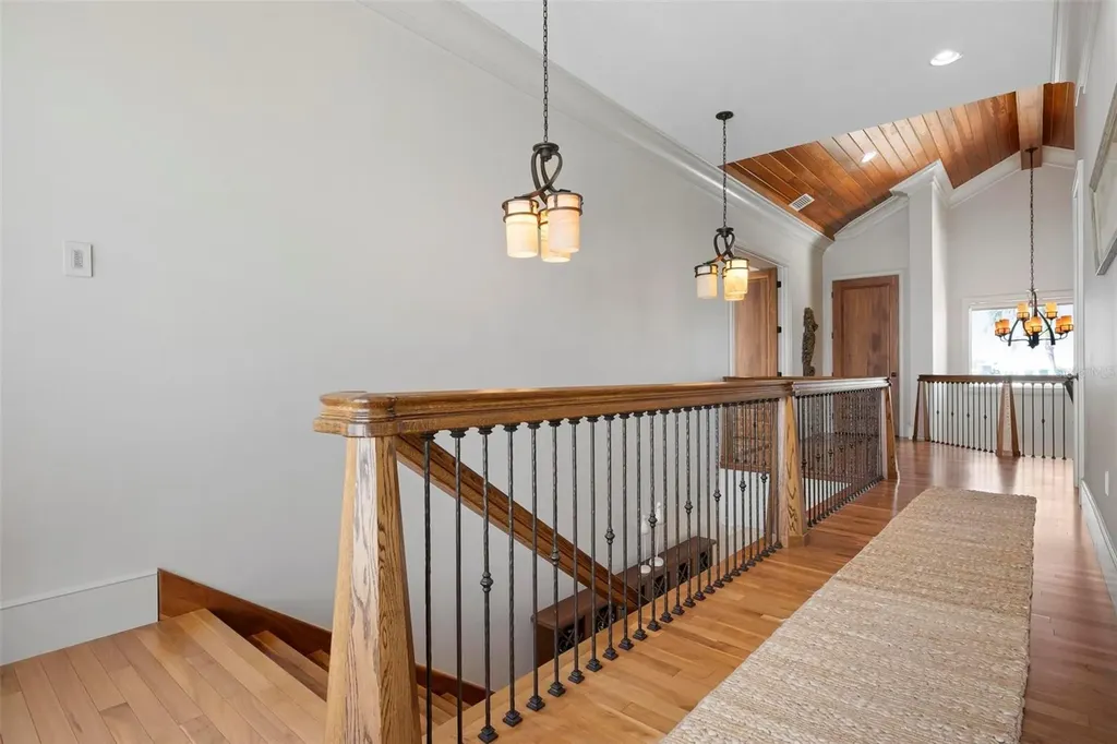 606 Crestwood Lane Holmes Beach FL 34217