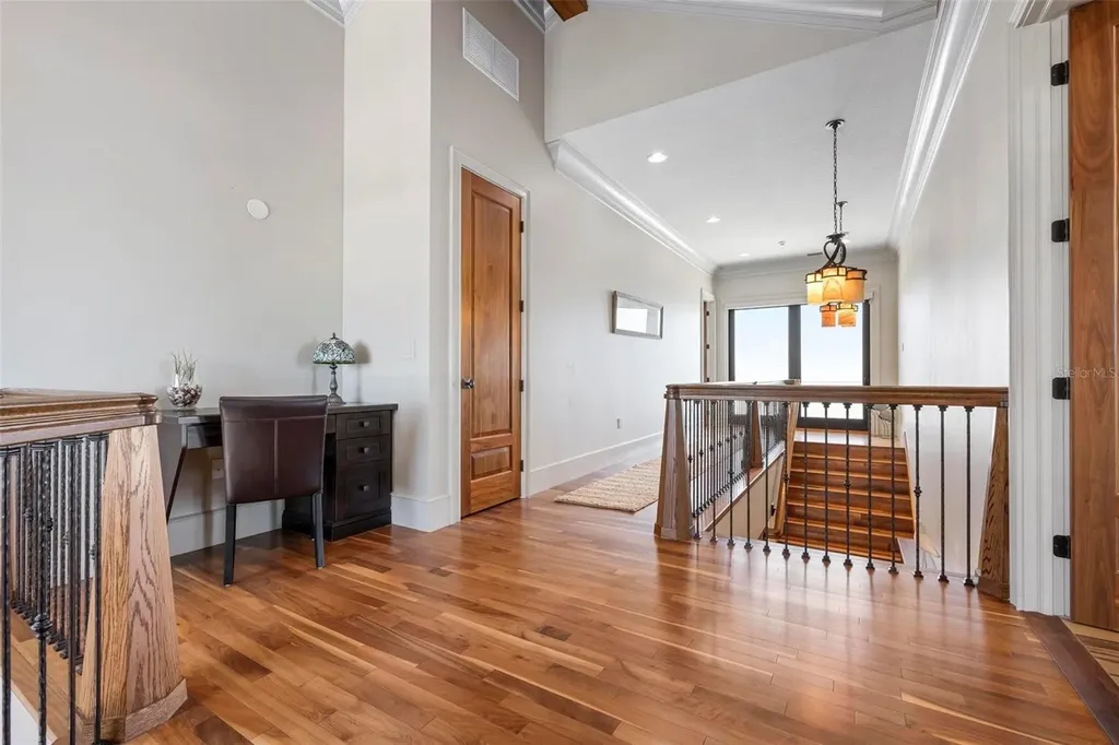 606 Crestwood Lane Holmes Beach FL 34217