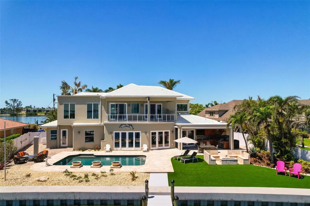 606 Crestwood Lane Holmes Beach FL 34217