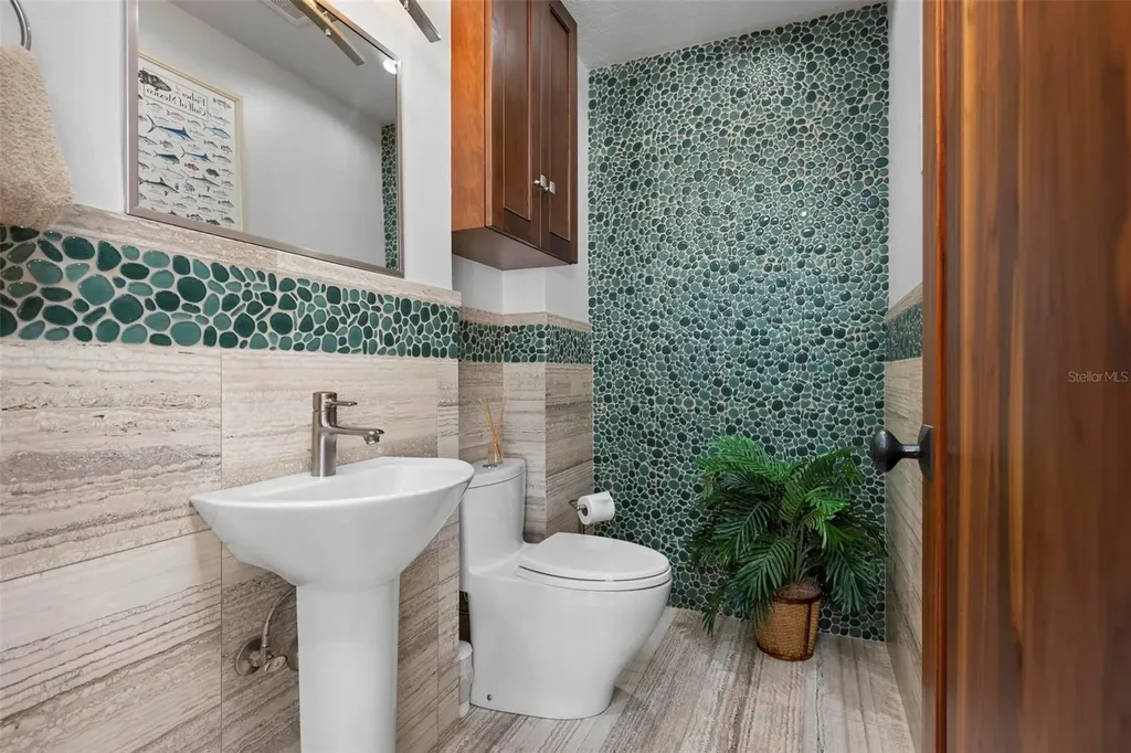 606 Crestwood Lane Holmes Beach FL 34217
