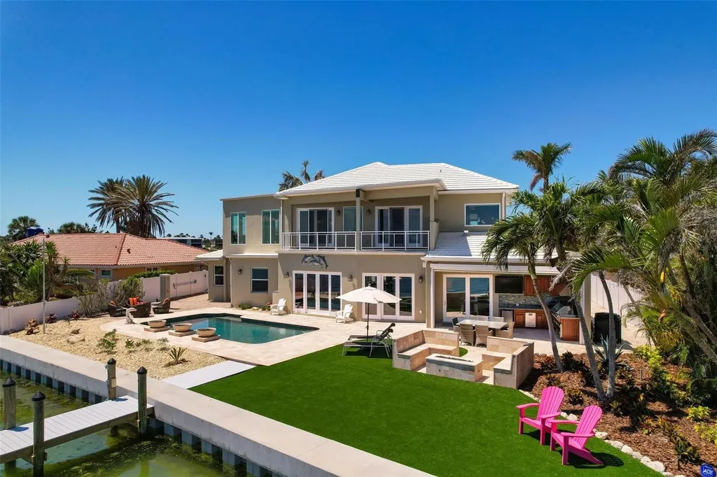 606 Crestwood Lane Holmes Beach FL 34217
