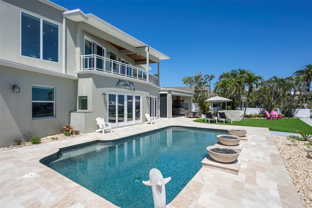 606 Crestwood Lane Holmes Beach FL 34217