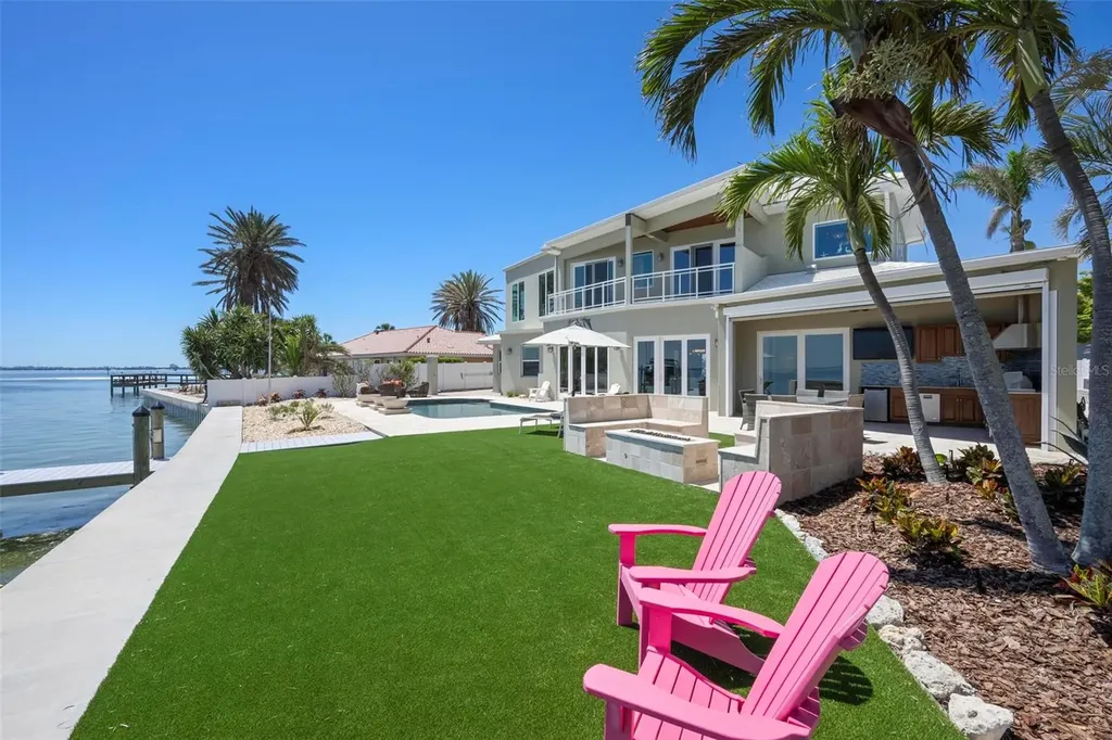 606 Crestwood Lane Holmes Beach FL 34217
