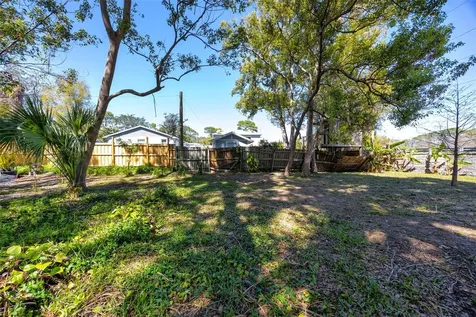 Boston Street Tarpon Springs FL 34689