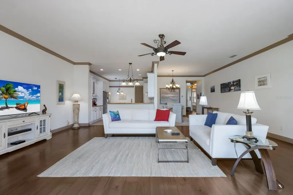 4134 63rd Terrace E Sarasota FL 34243