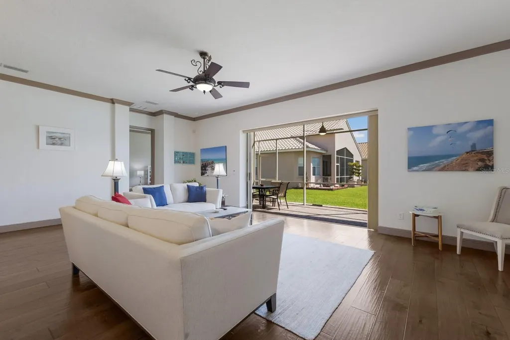 4134 63rd Terrace E Sarasota FL 34243
