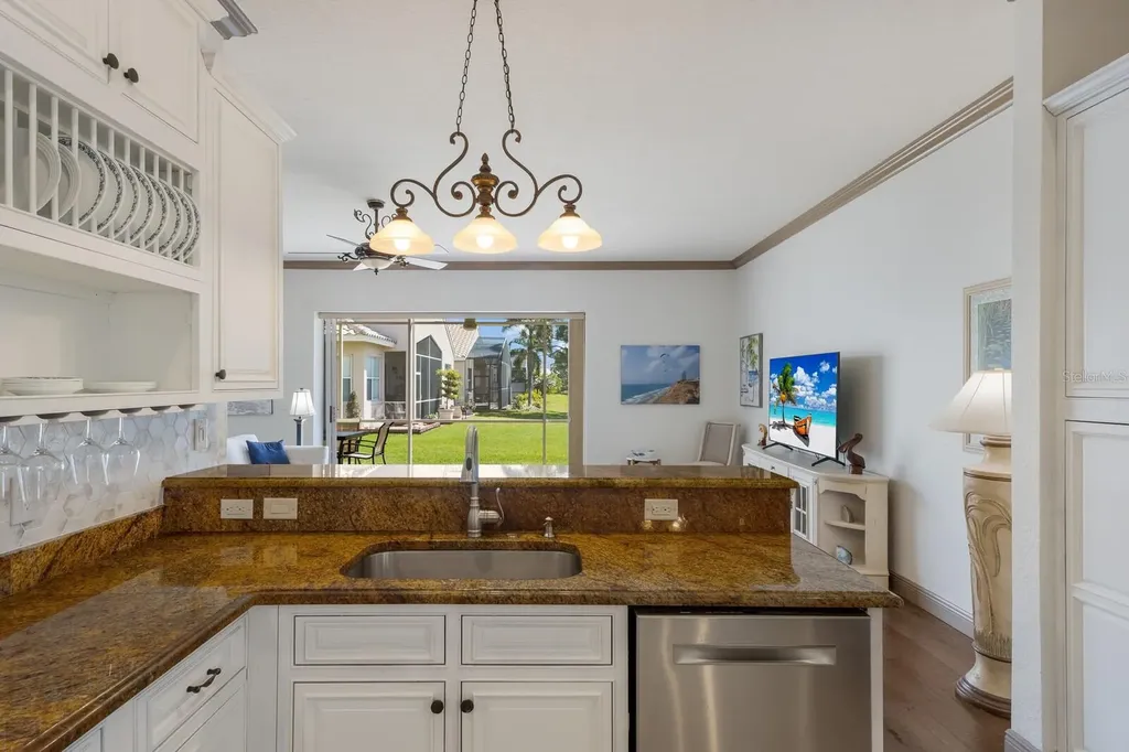 4134 63rd Terrace E Sarasota FL 34243