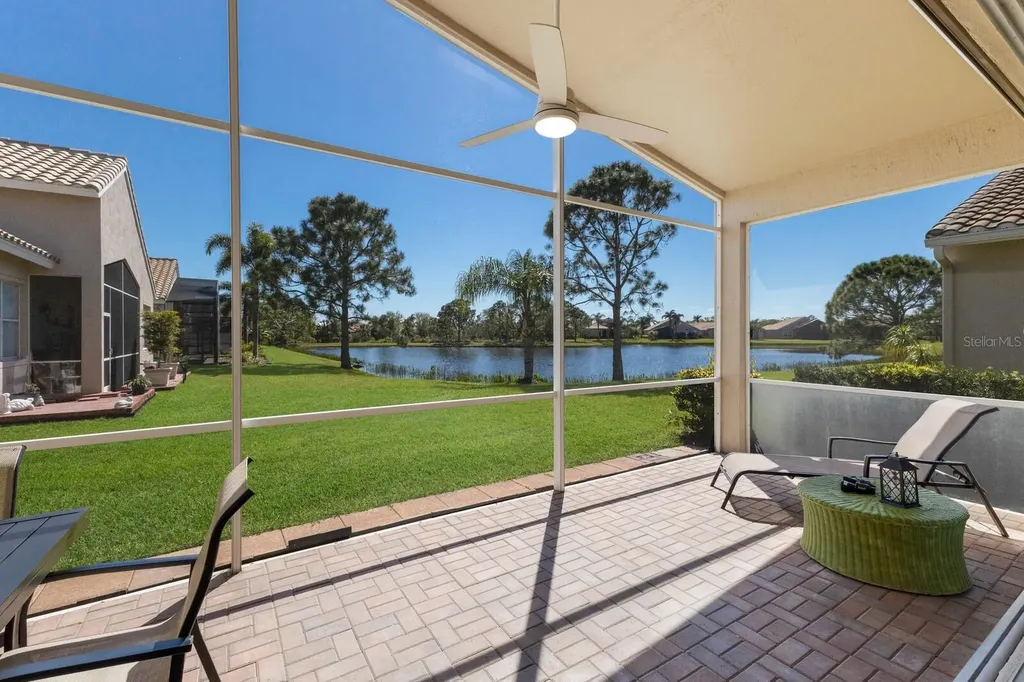 4134 63rd Terrace E Sarasota FL 34243