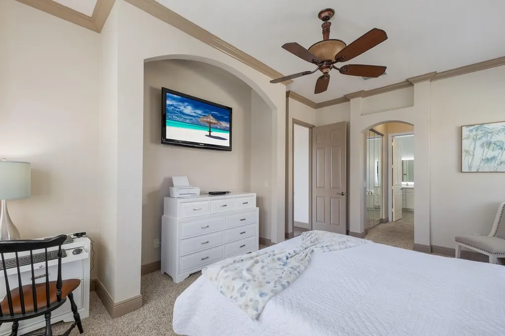 4134 63rd Terrace E Sarasota FL 34243