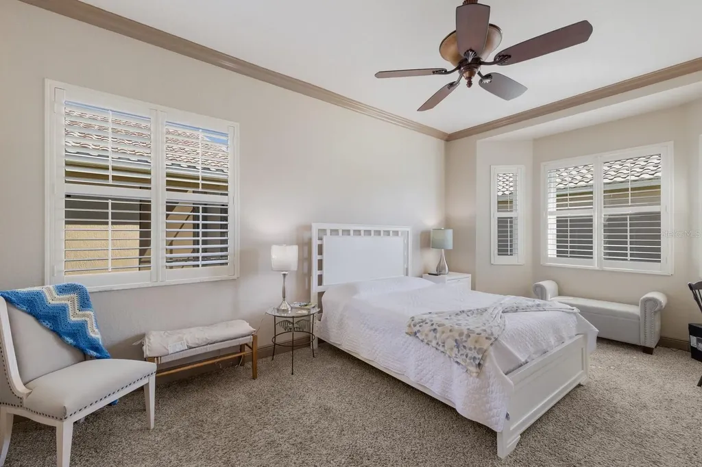 4134 63rd Terrace E Sarasota FL 34243