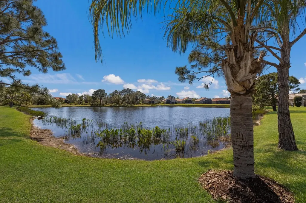 4134 63rd Terrace E Sarasota FL 34243