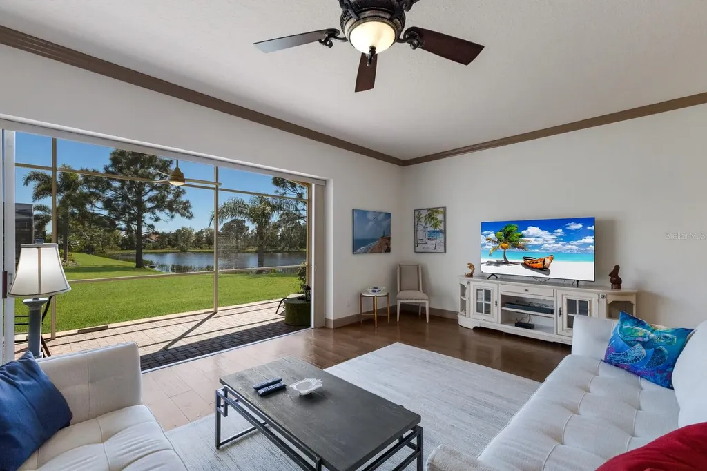 4134 63rd Terrace E Sarasota FL 34243