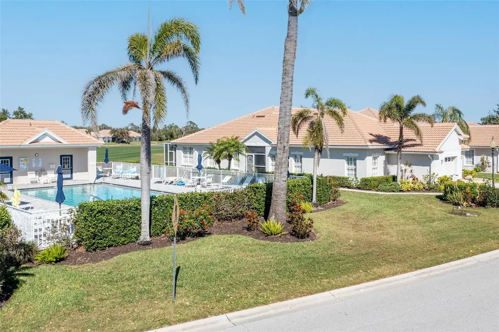 651 Back Nine Drive Venice FL 34285