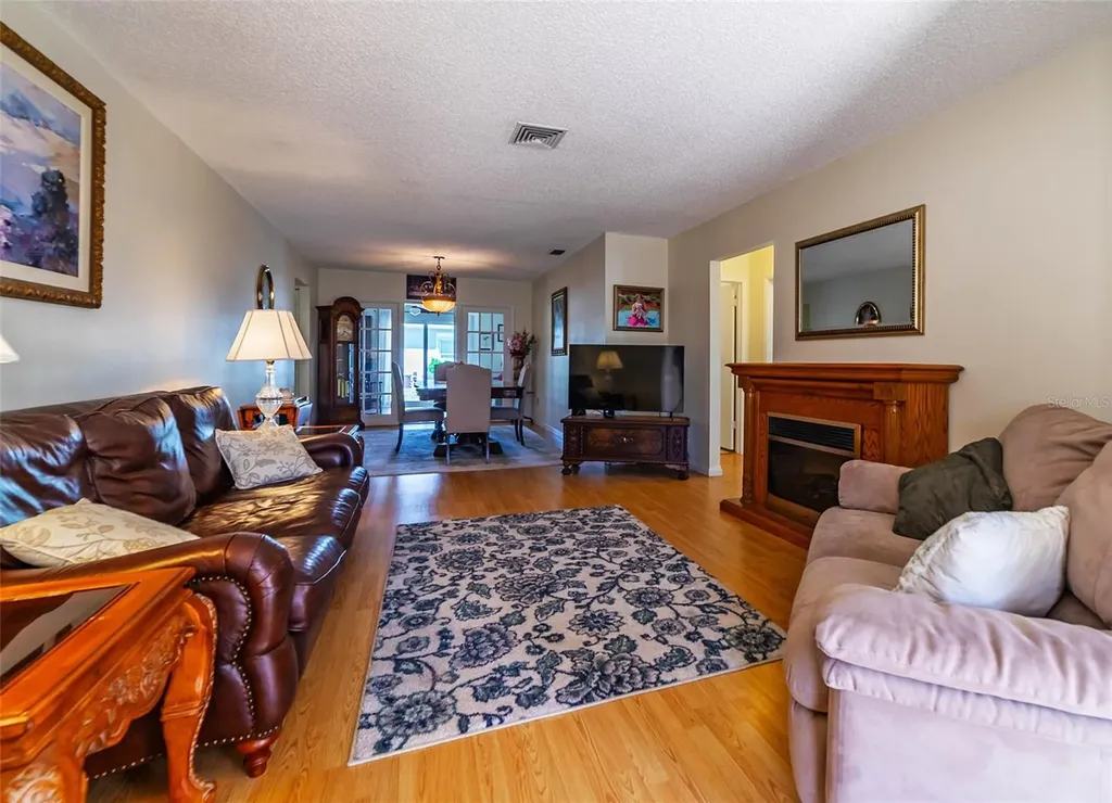 5427 Springwood Boulevard Pinellas Park FL 33782