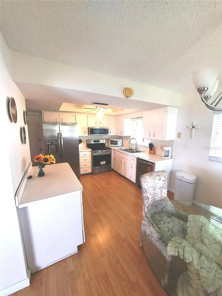 5427 Springwood Boulevard Pinellas Park FL 33782