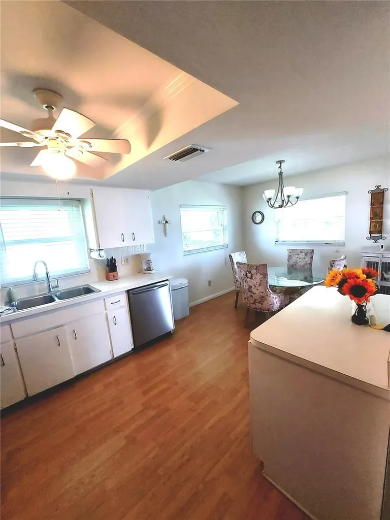 5427 Springwood Boulevard Pinellas Park FL 33782