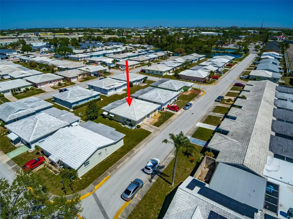 5427 Springwood Boulevard Pinellas Park FL 33782