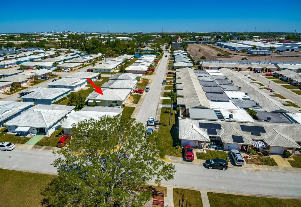 5427 Springwood Boulevard Pinellas Park FL 33782