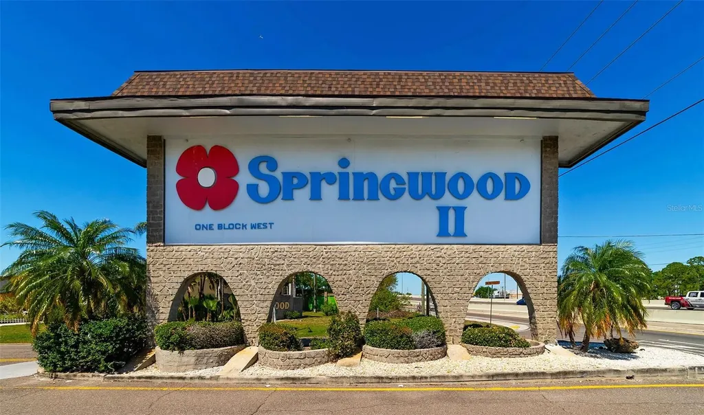 5427 Springwood Boulevard Pinellas Park FL 33782