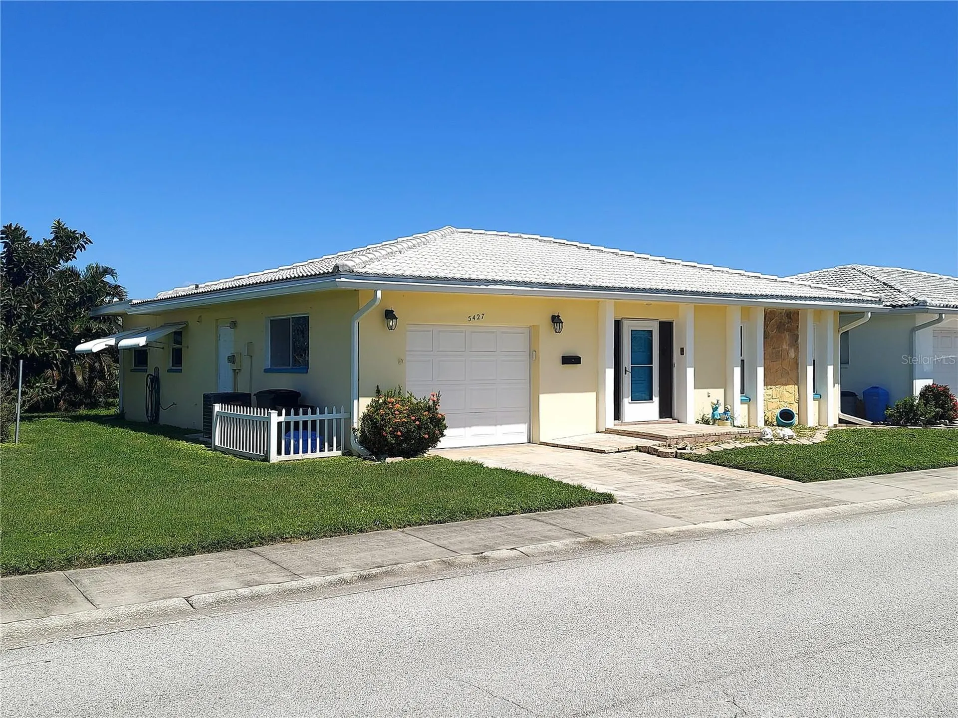 5427 Springwood Boulevard Pinellas Park FL 33782