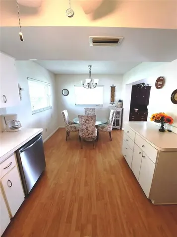 5427 Springwood Boulevard Pinellas Park FL 33782